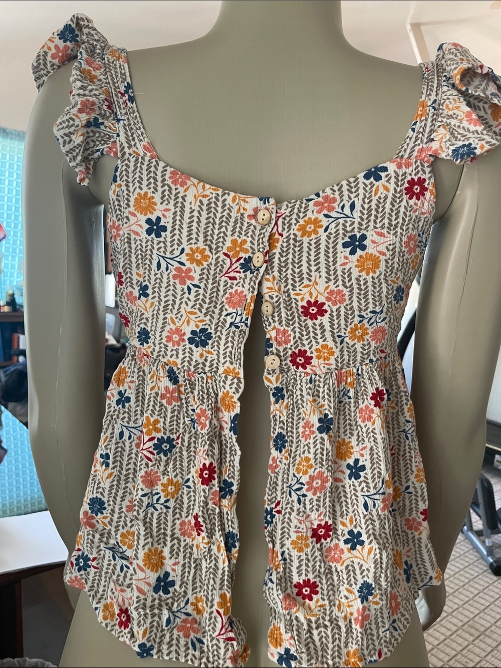 Floral flow. - Picture 2 of 2